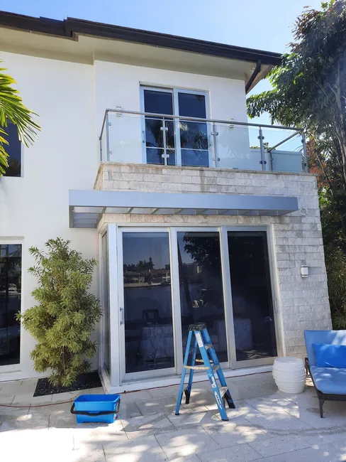 Window washing company in Coral Springs FL